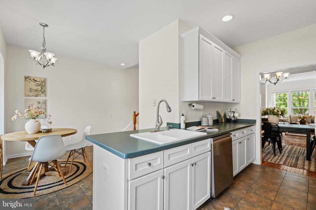 5284 Kestrel Crossing Dr