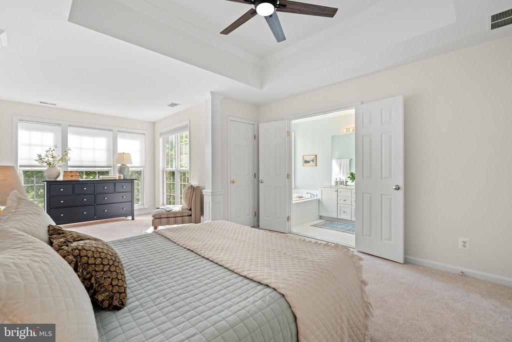 5284 Kestrel Crossing Dr