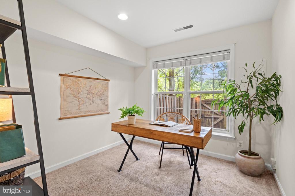 5284 Kestrel Crossing Dr
