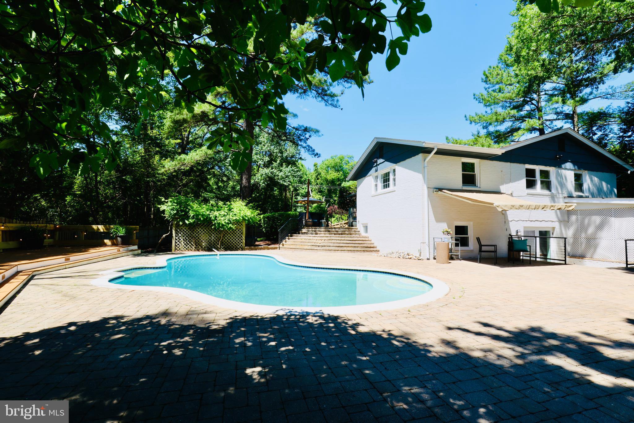 4316 BROOKSIDE DR