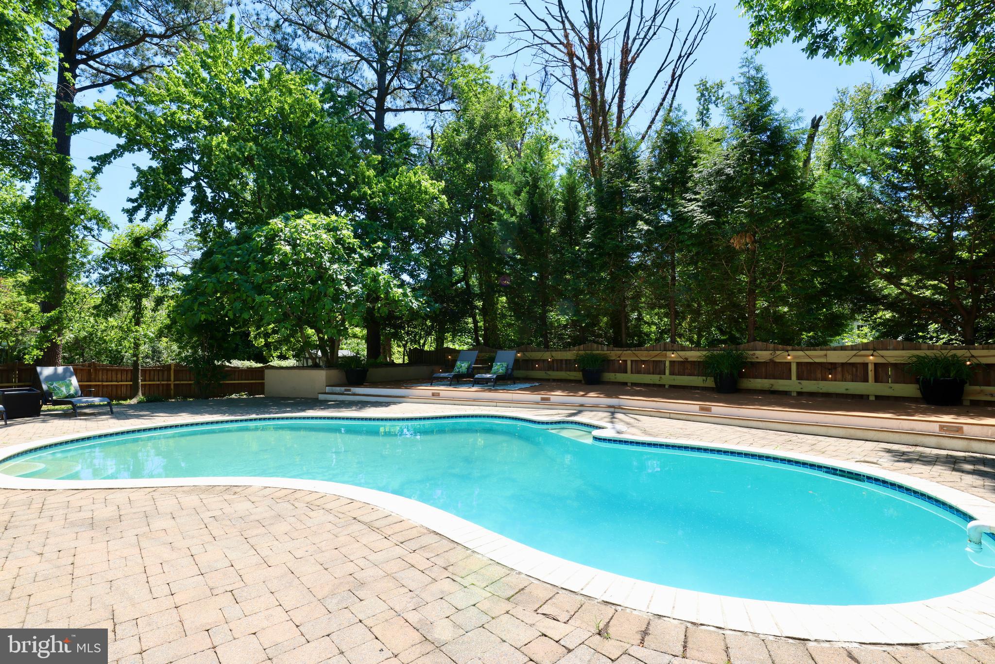 4316 BROOKSIDE DR