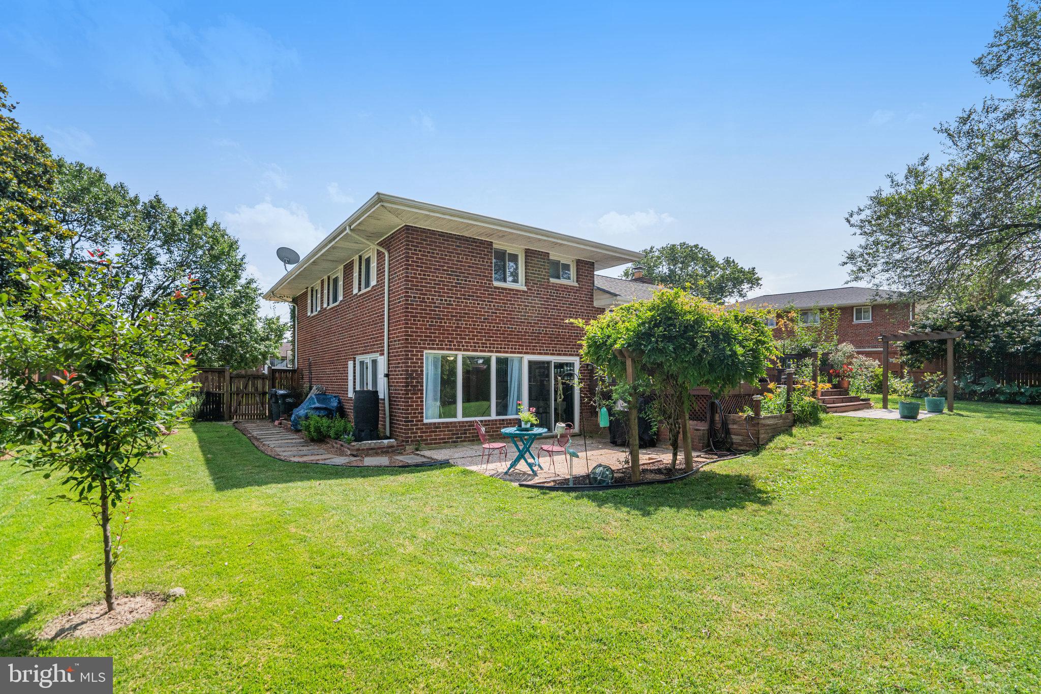 3804 Lakota Rd