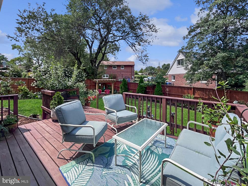 3804 Lakota Rd