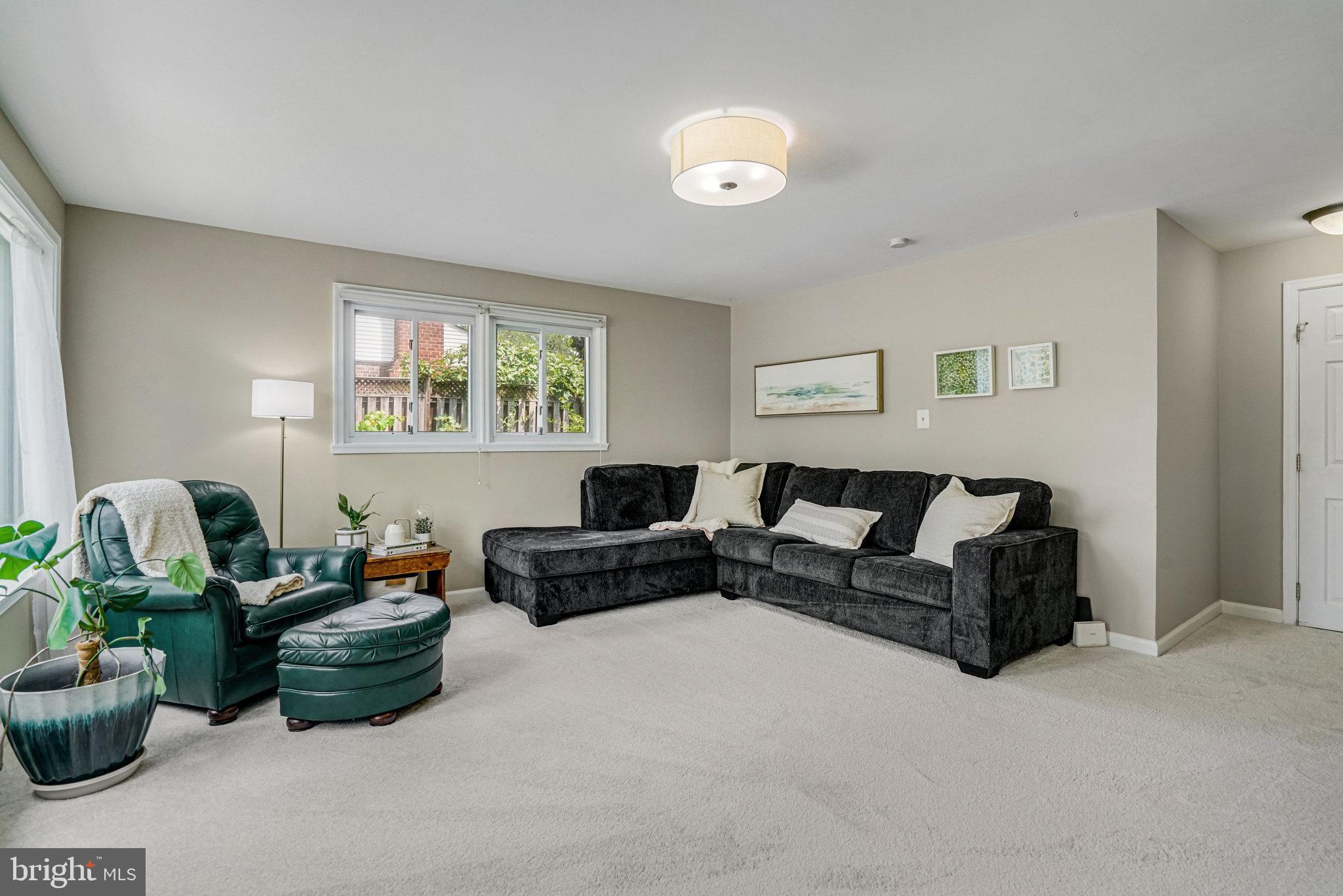 3804 Lakota Rd