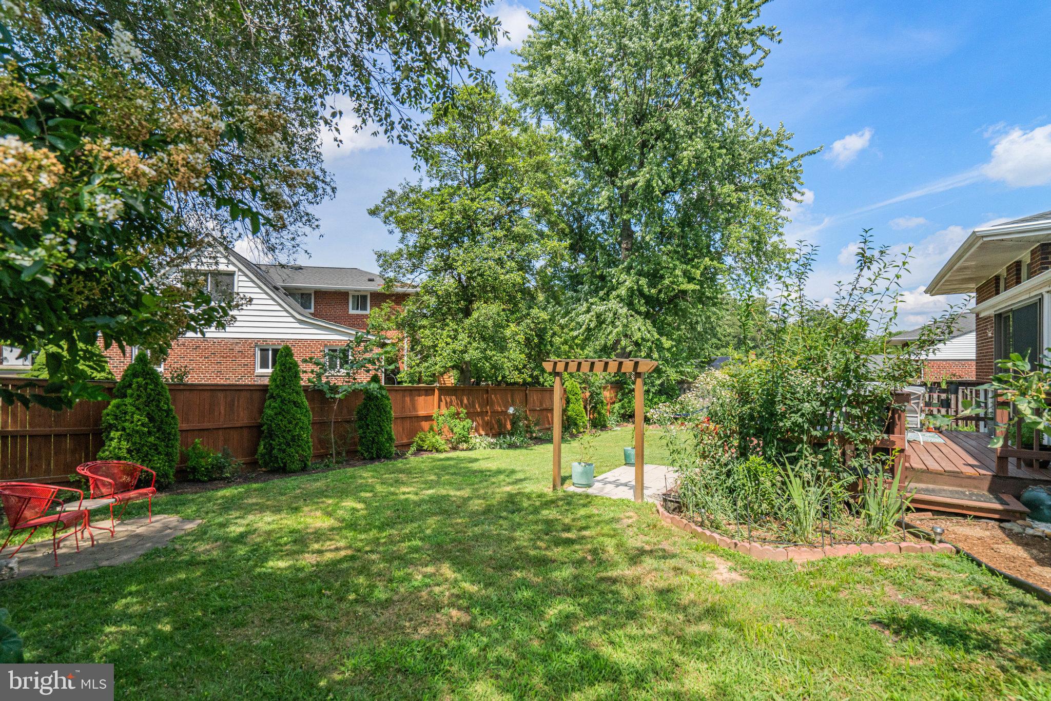 3804 Lakota Rd
