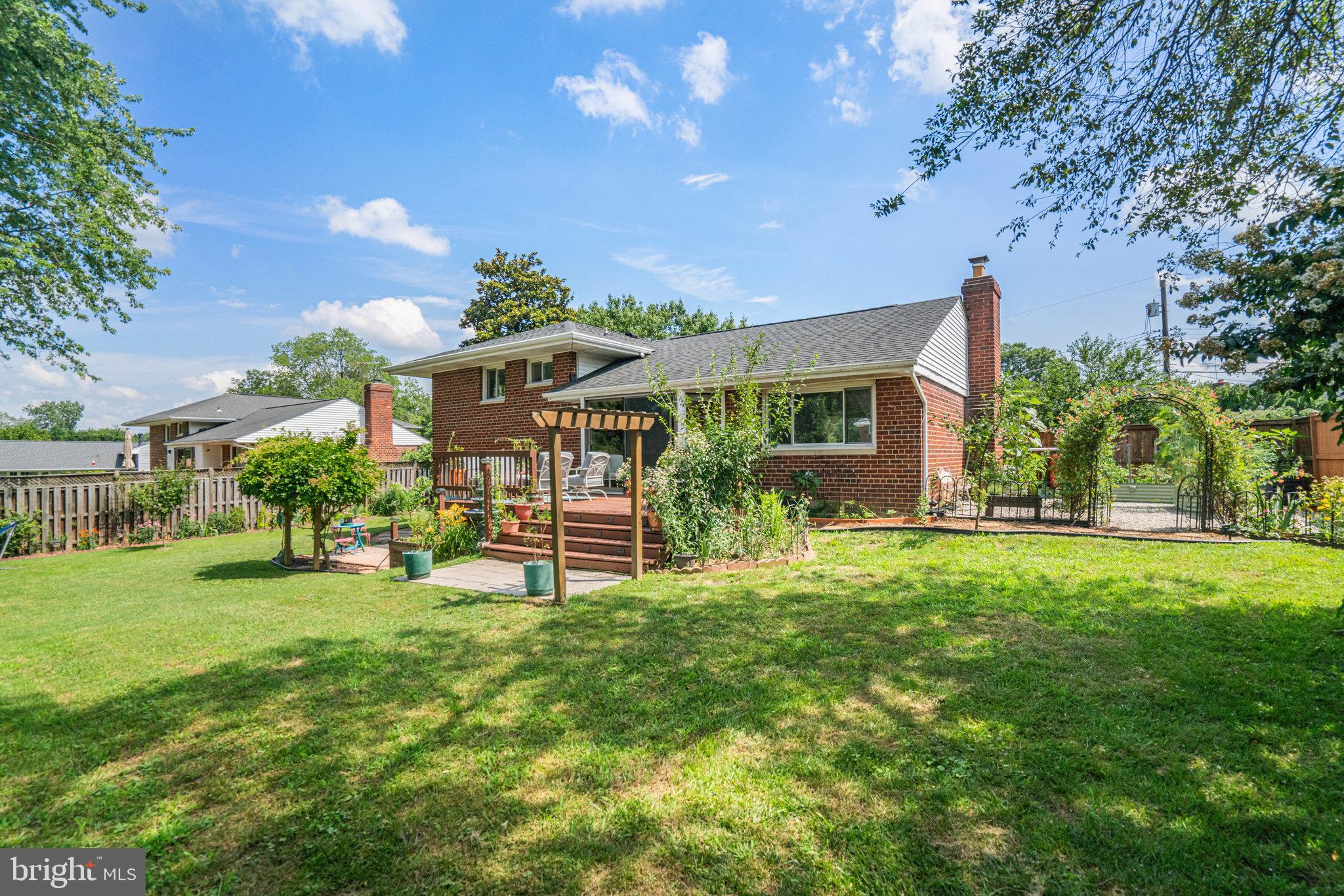 3804 Lakota Rd