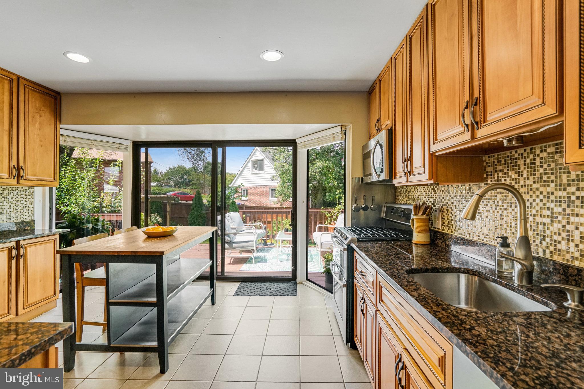 3804 Lakota Rd