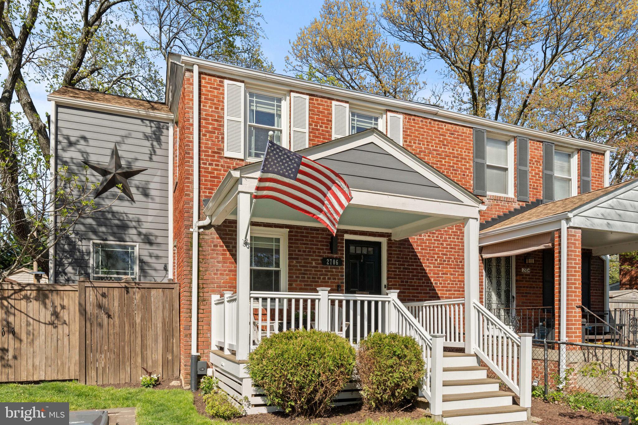 2706 Albemarle Dr