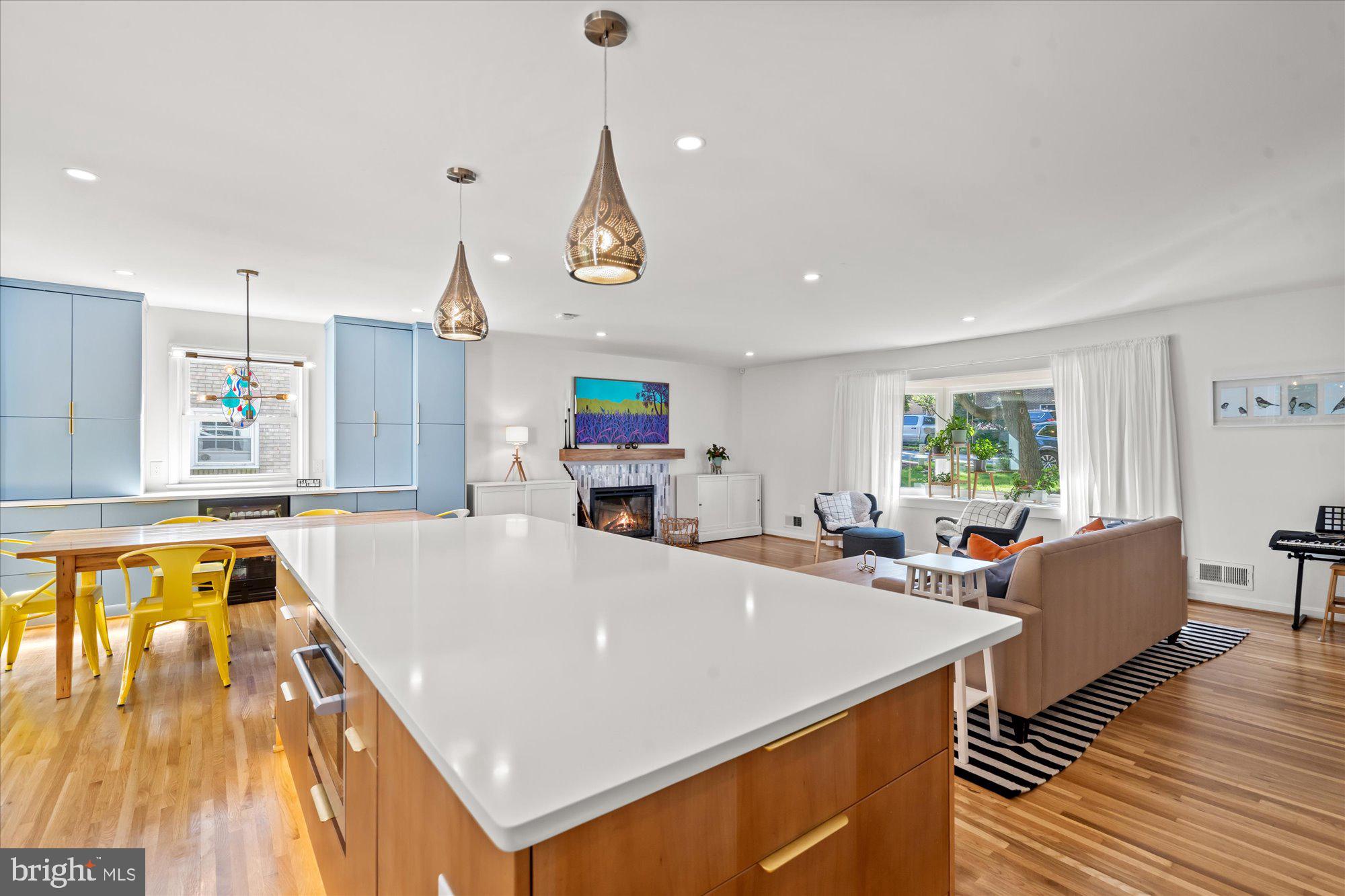 6123 BEECH TREE DRIVE