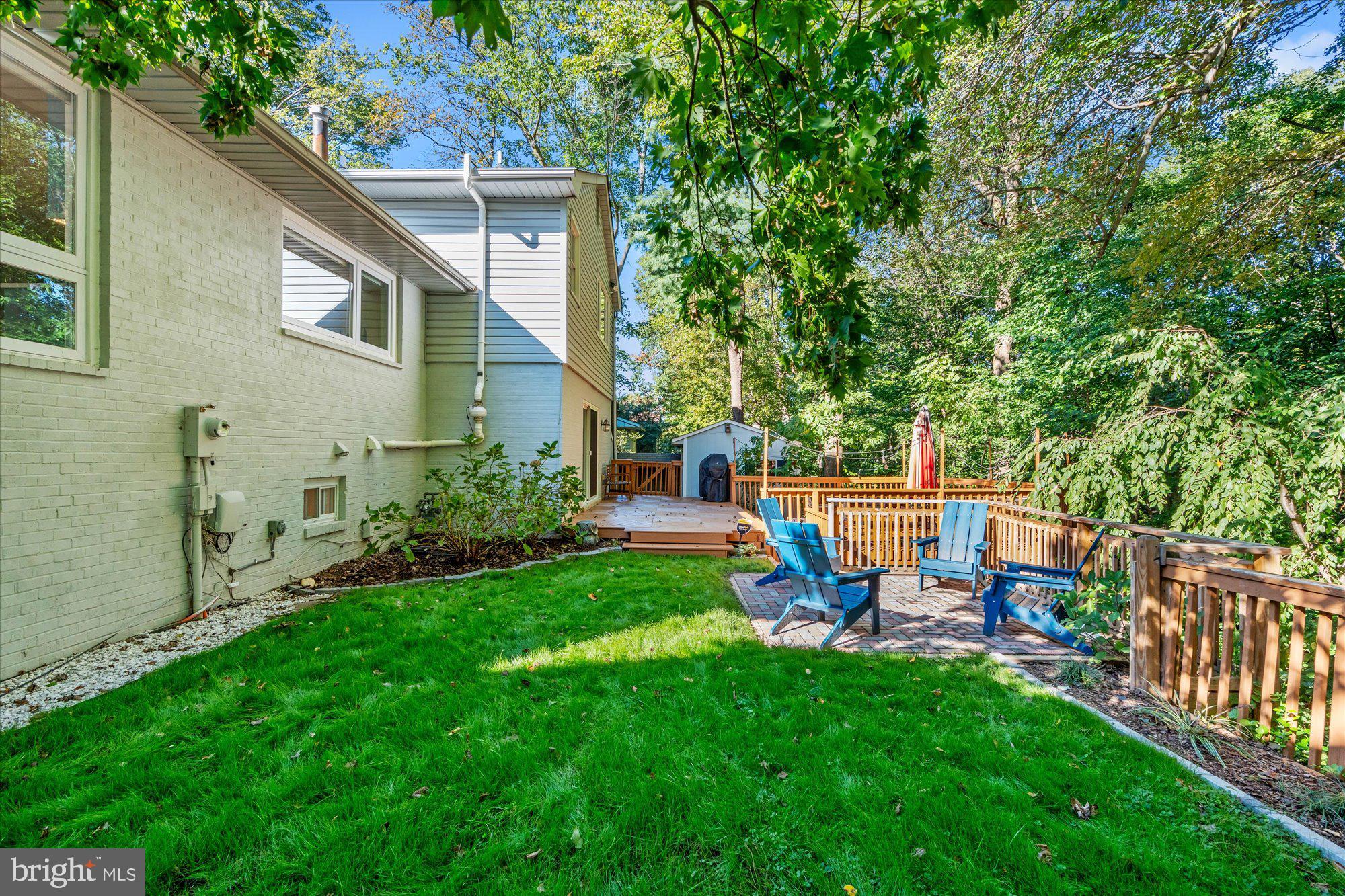 6123 BEECH TREE DRIVE