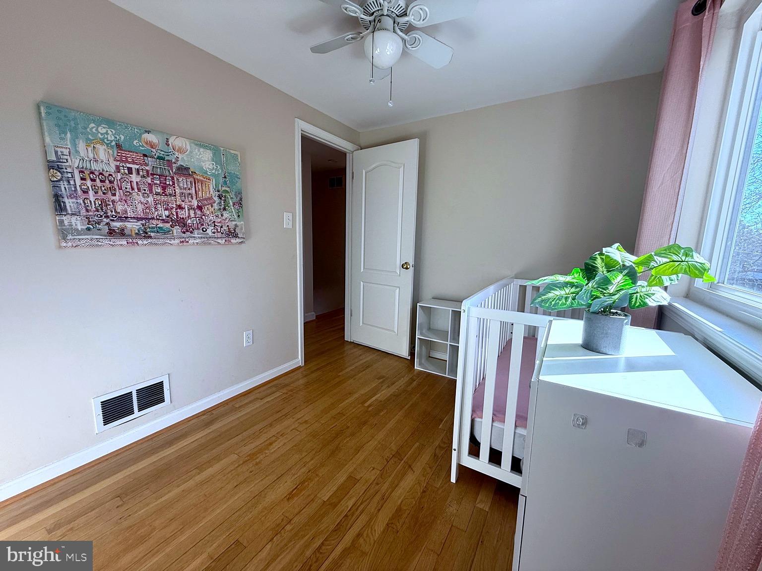 8621 KENILWORTH DRIVE