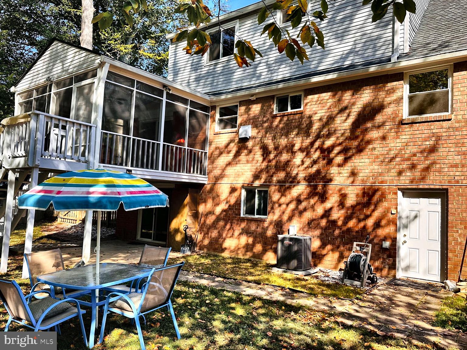 8621 KENILWORTH DRIVE