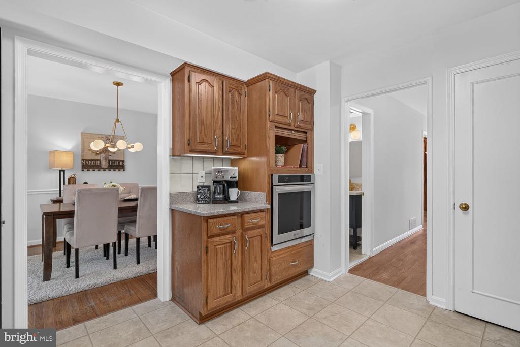 8312 WICKHAM ROAD