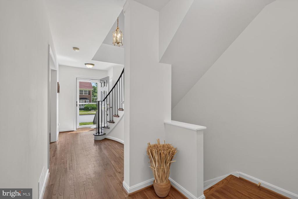 8312 WICKHAM ROAD