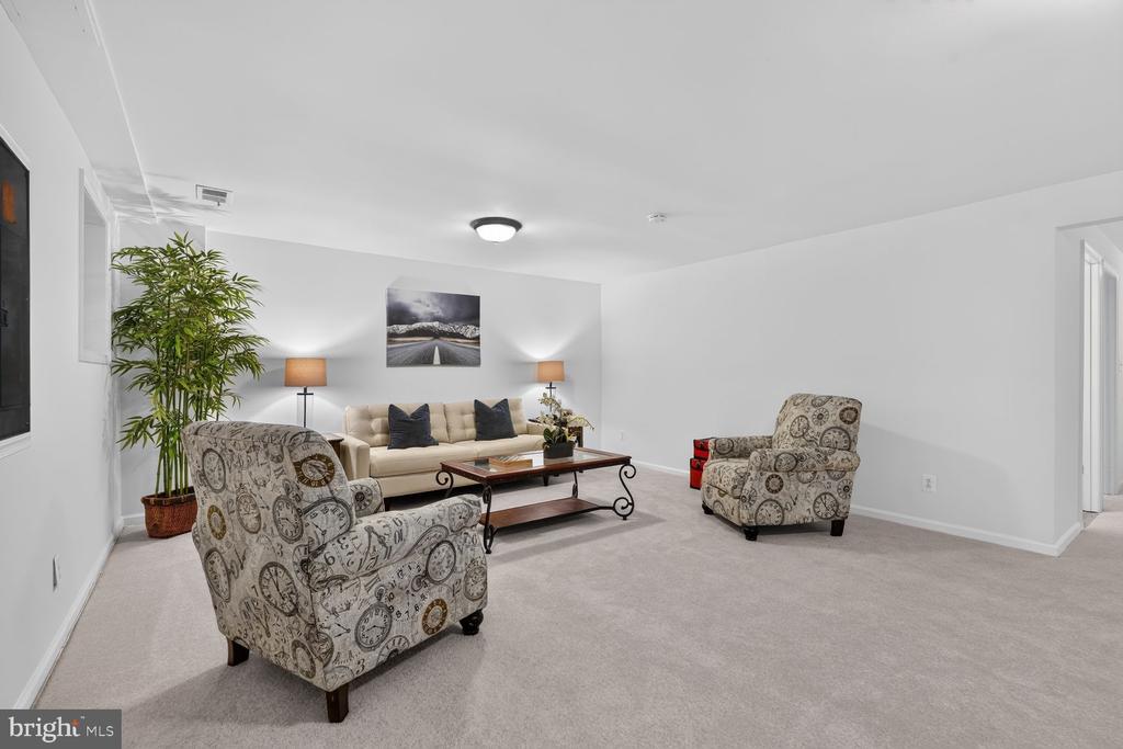 8312 WICKHAM ROAD