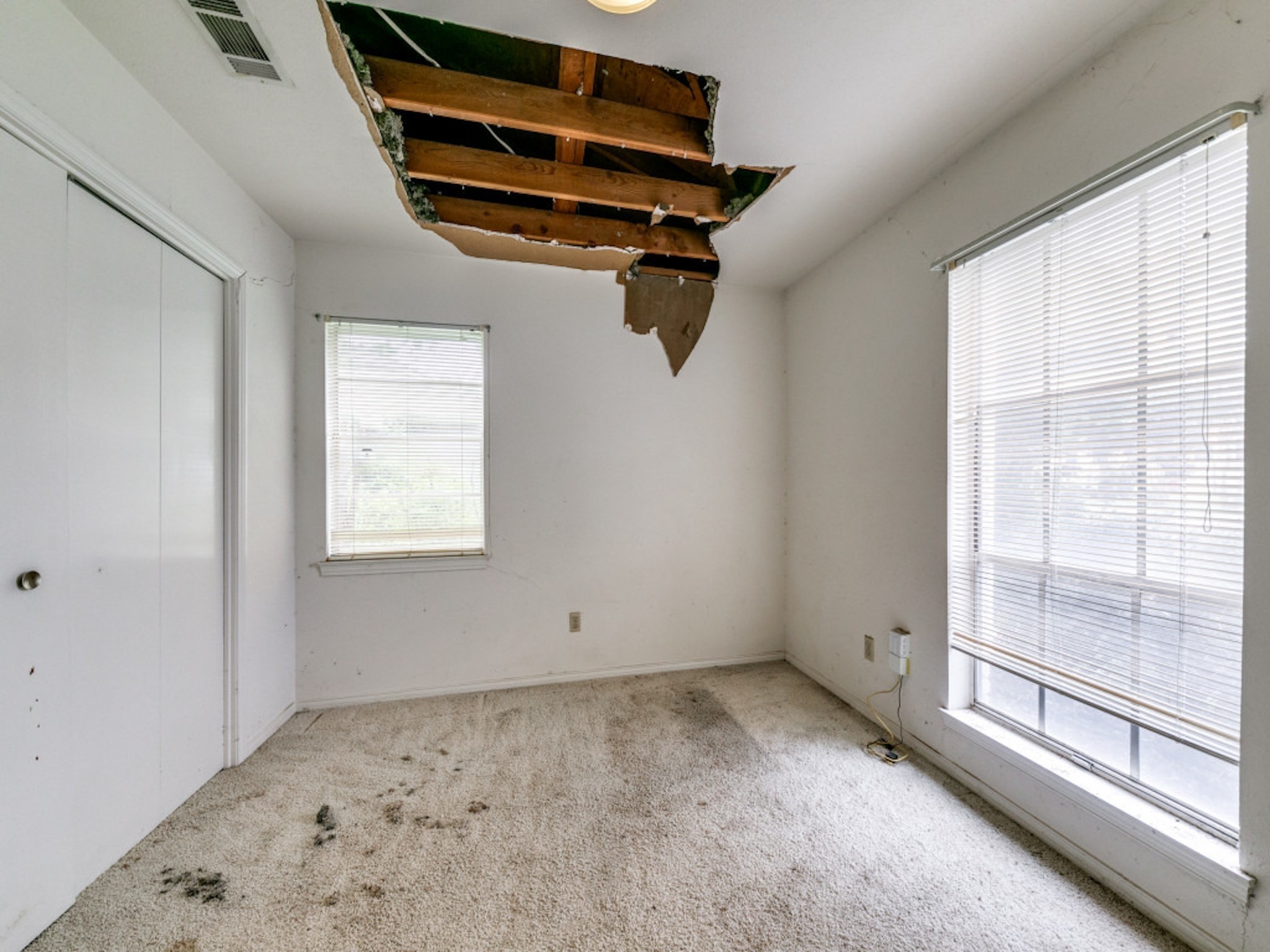 3209 Royal Lane
