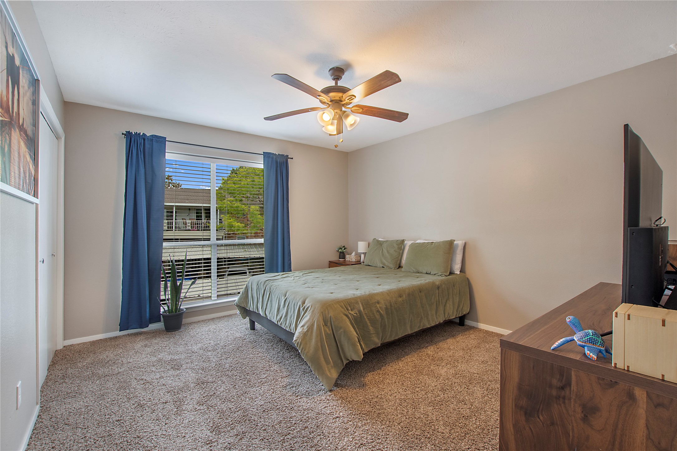 5911 E University Boulevard 208