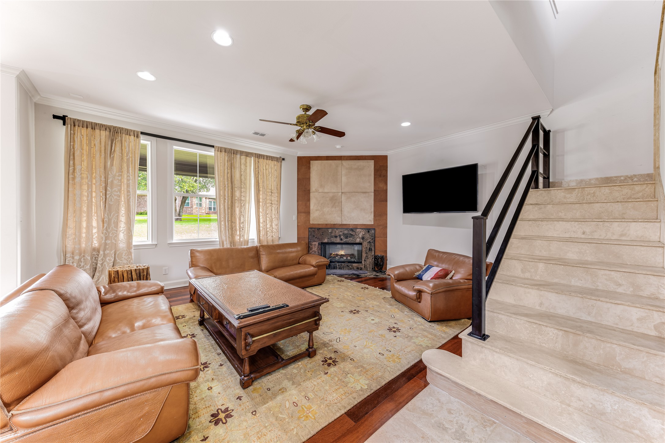 1016 Santiago Trail