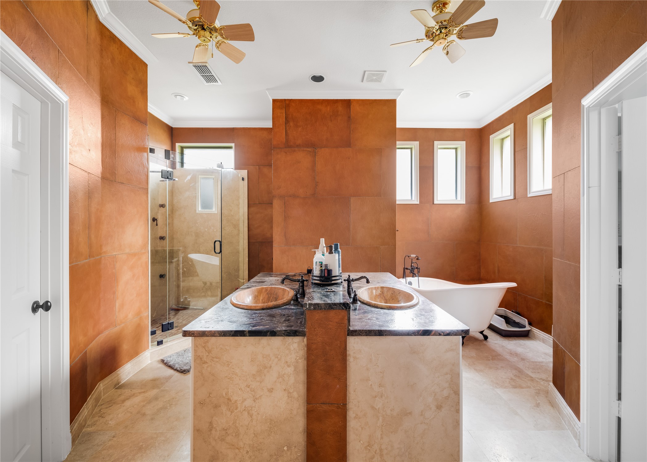 1016 Santiago Trail