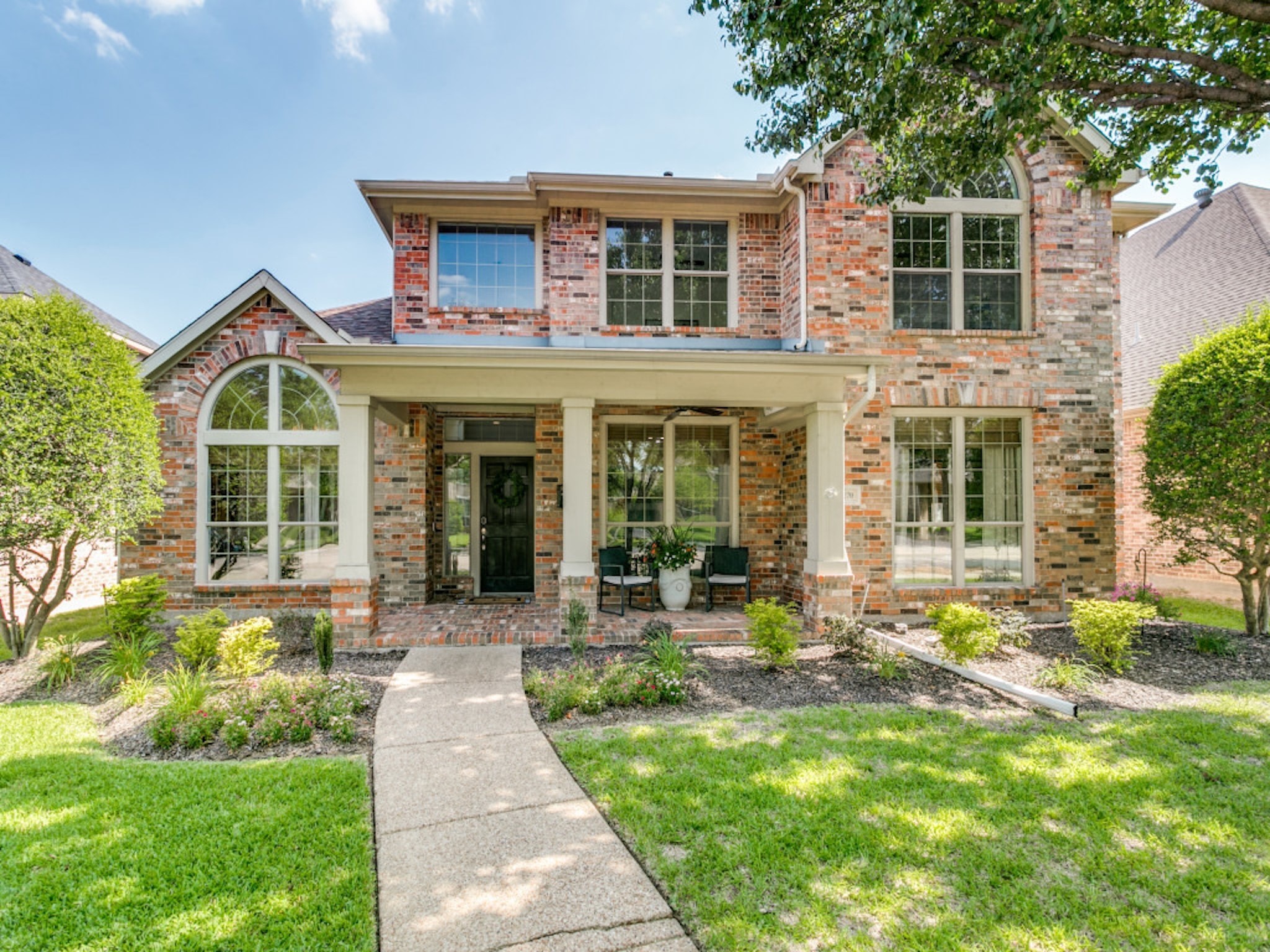 2270 Magic Mantle Drive