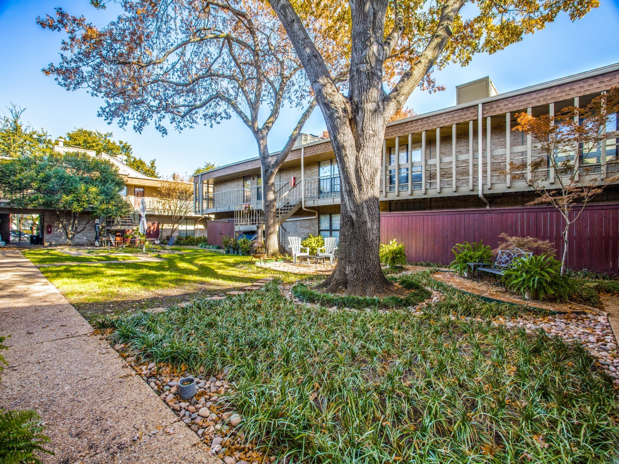 5916 Birchbrook Drive 136