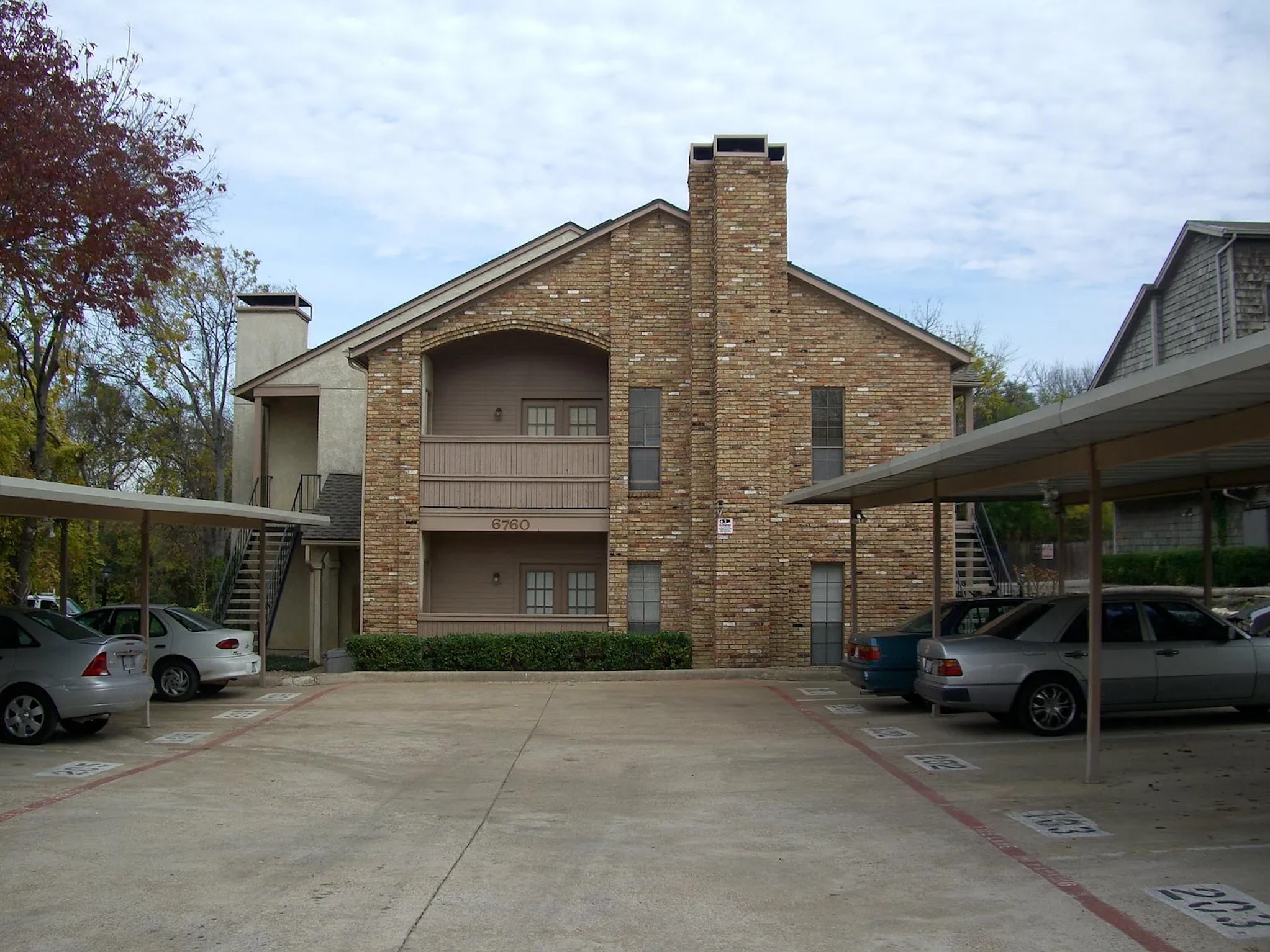 6760 Eastridge Drive 104