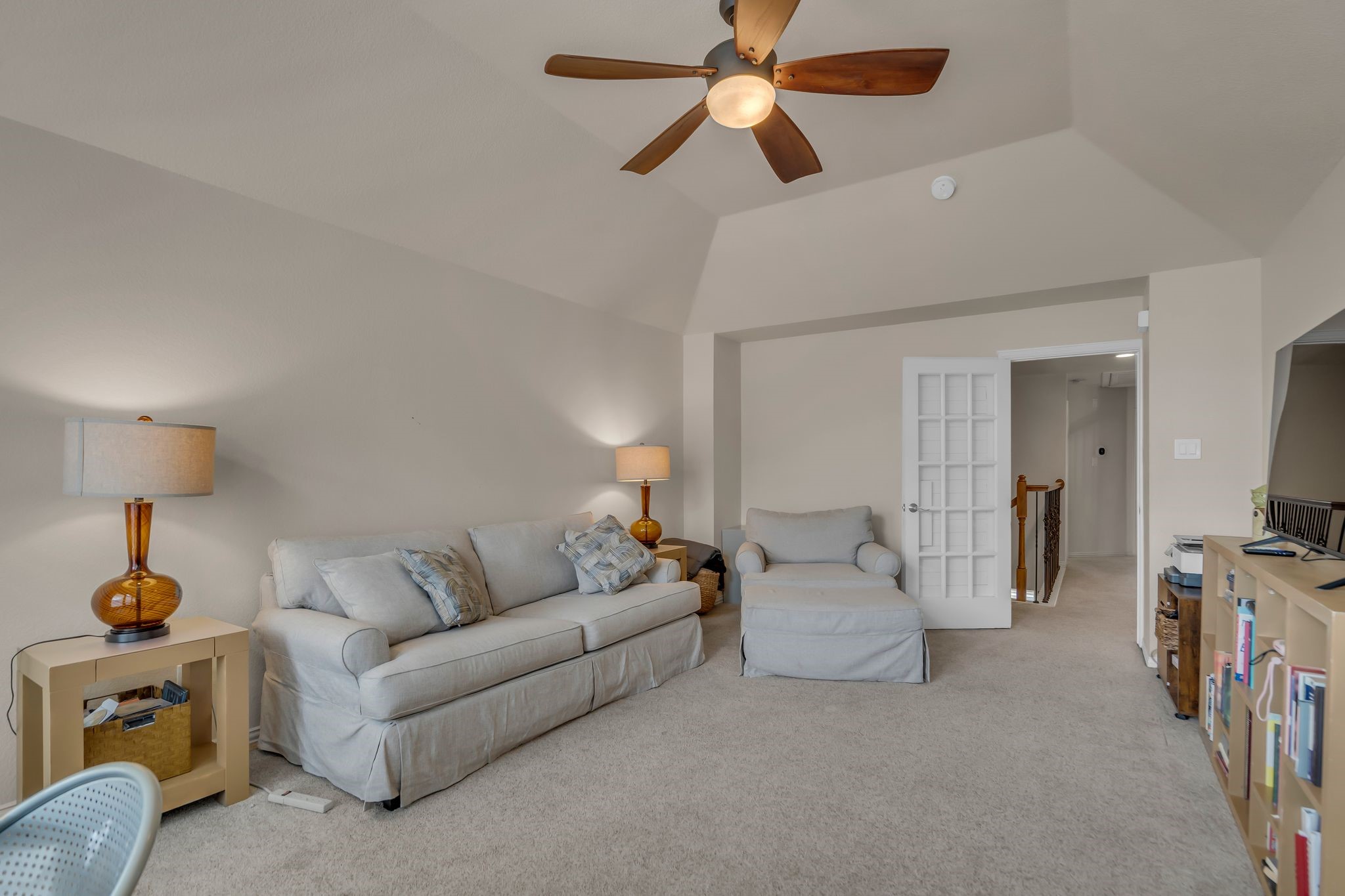 6120 Brookhollow Drive