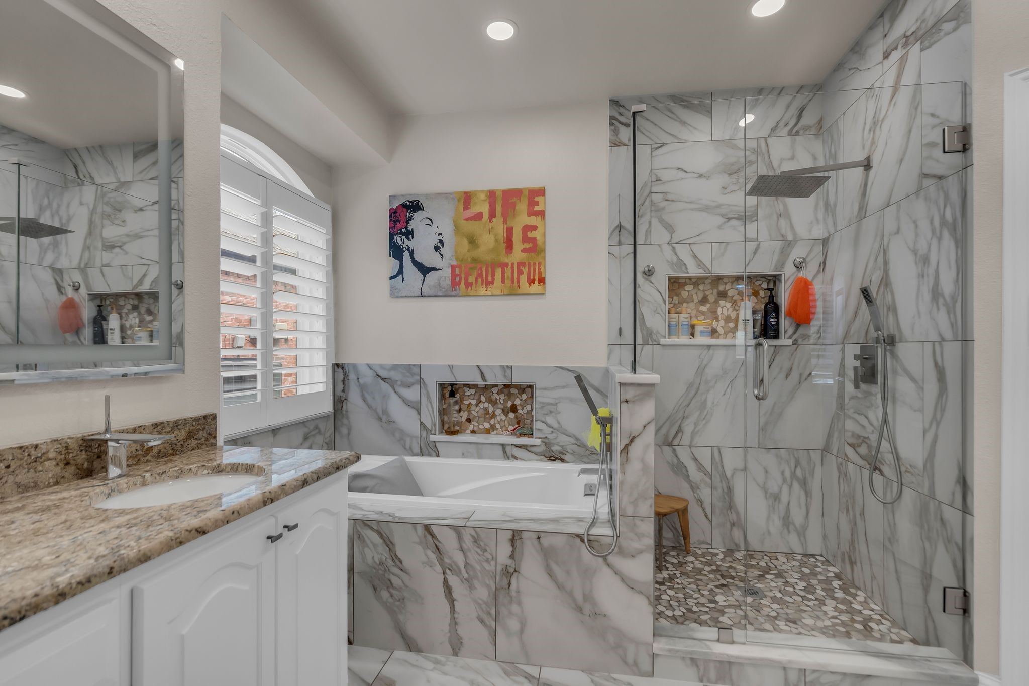 6120 Brookhollow Drive