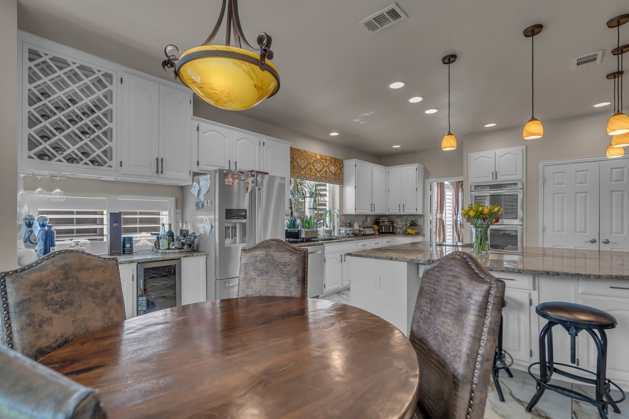 6120 Brookhollow Drive