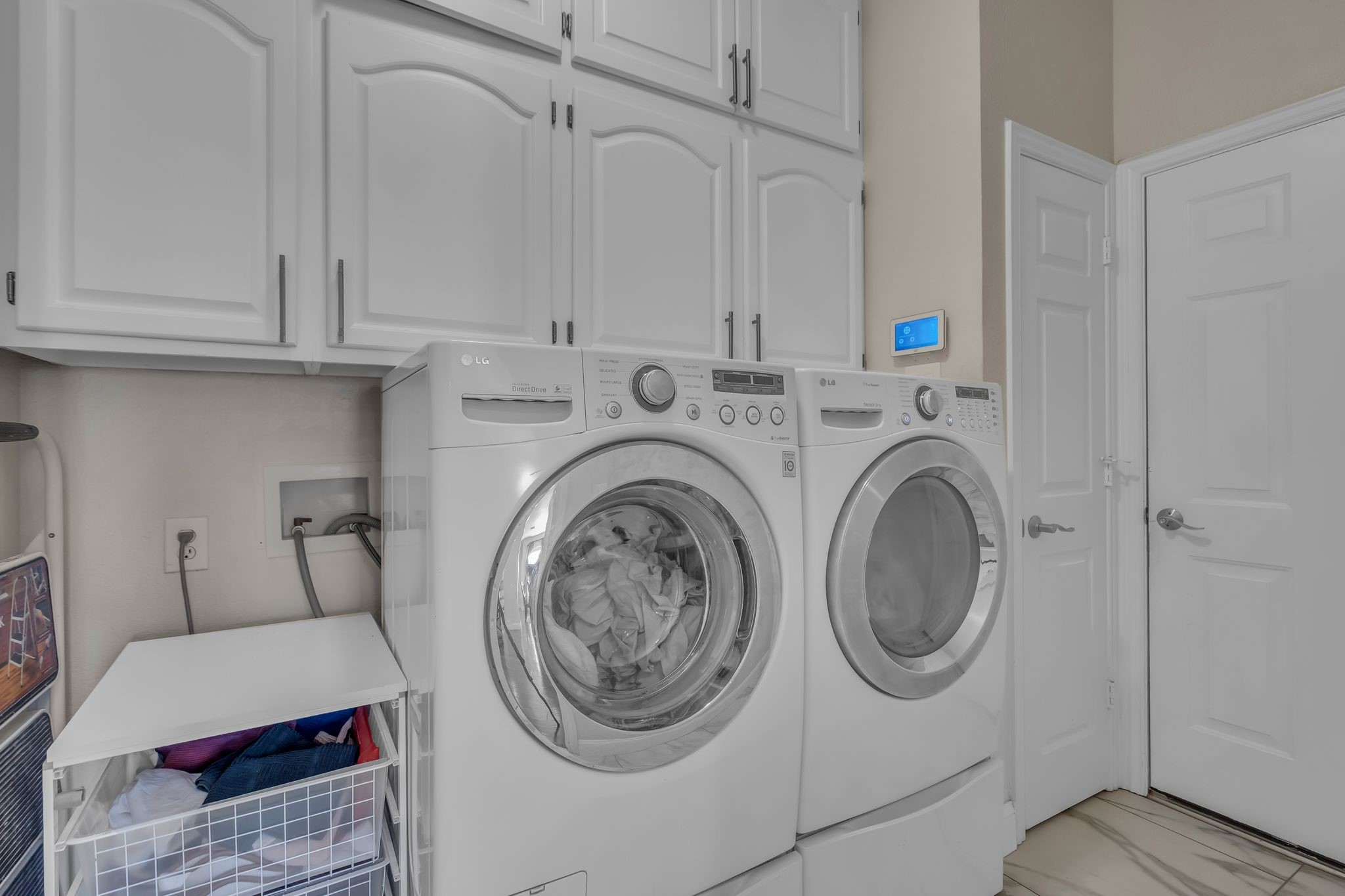 6120 Brookhollow Drive