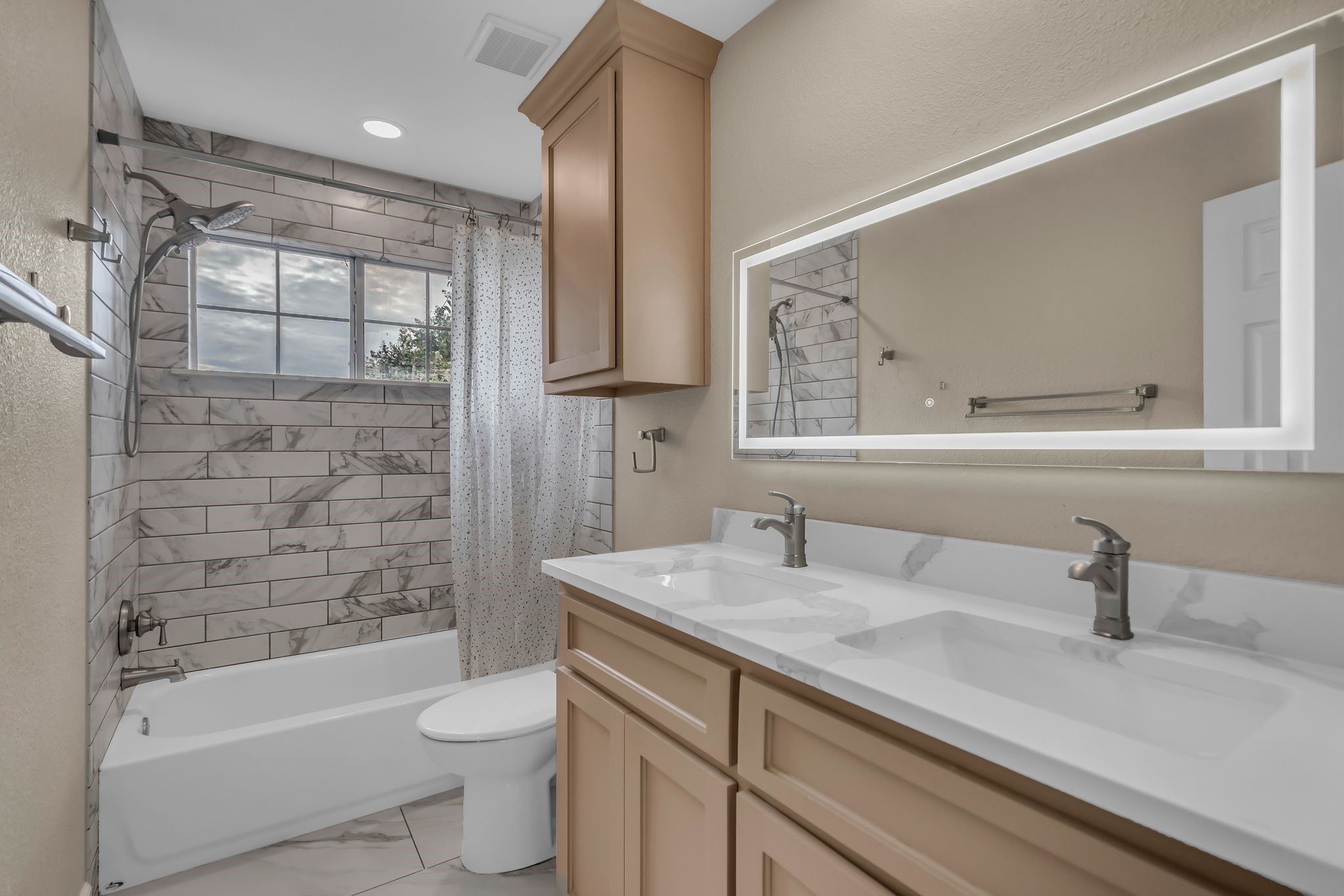 6120 Brookhollow Drive