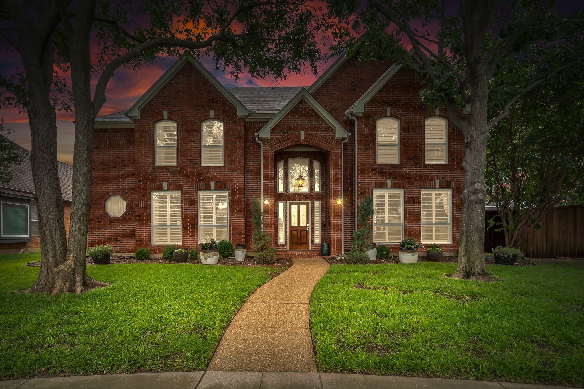 6120 Brookhollow Drive