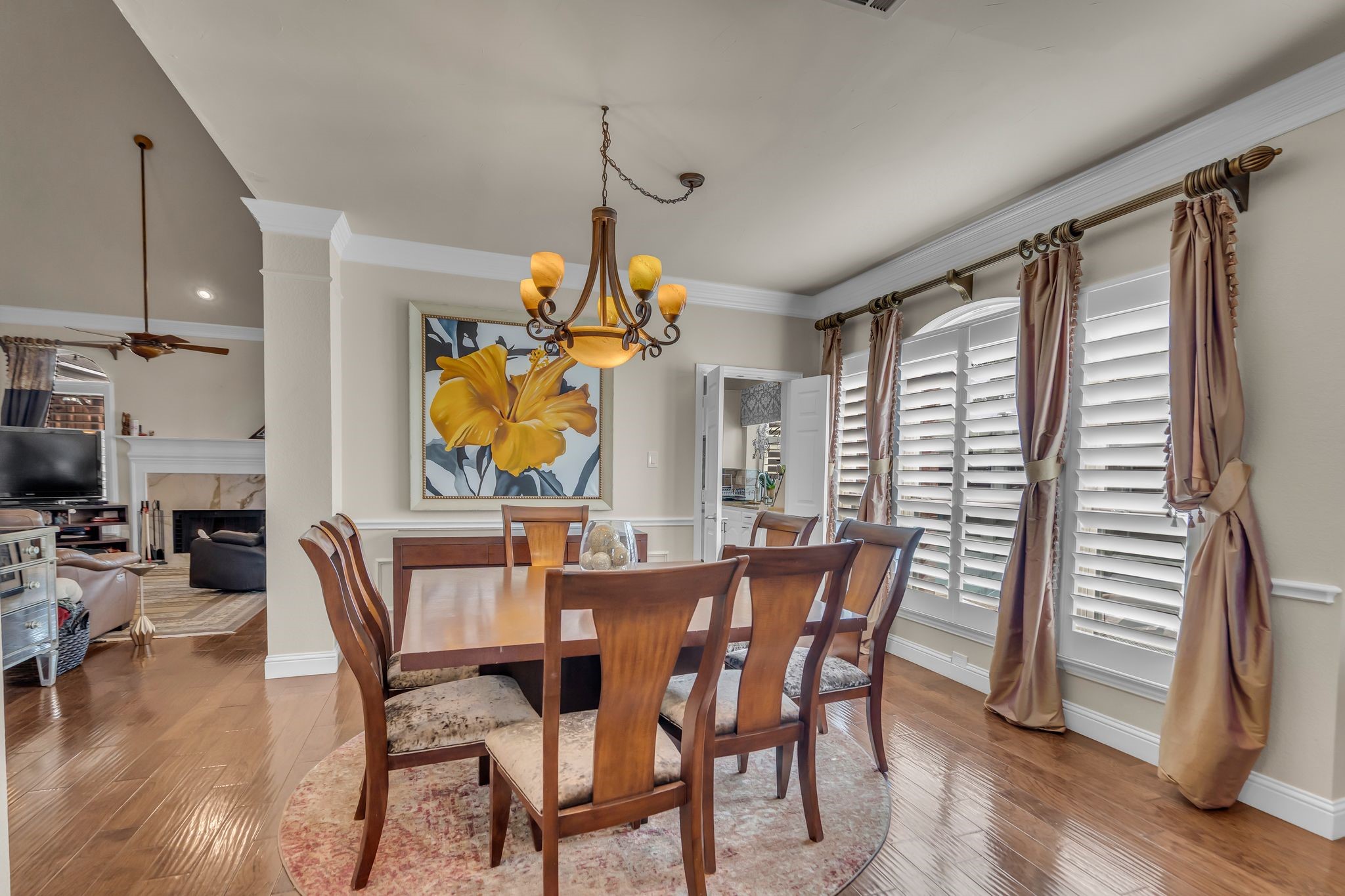 6120 Brookhollow Drive