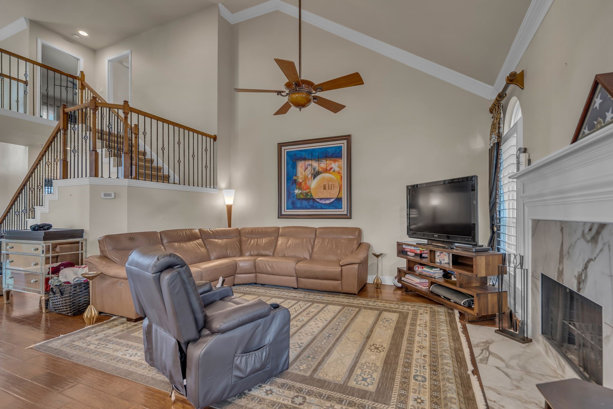 6120 Brookhollow Drive