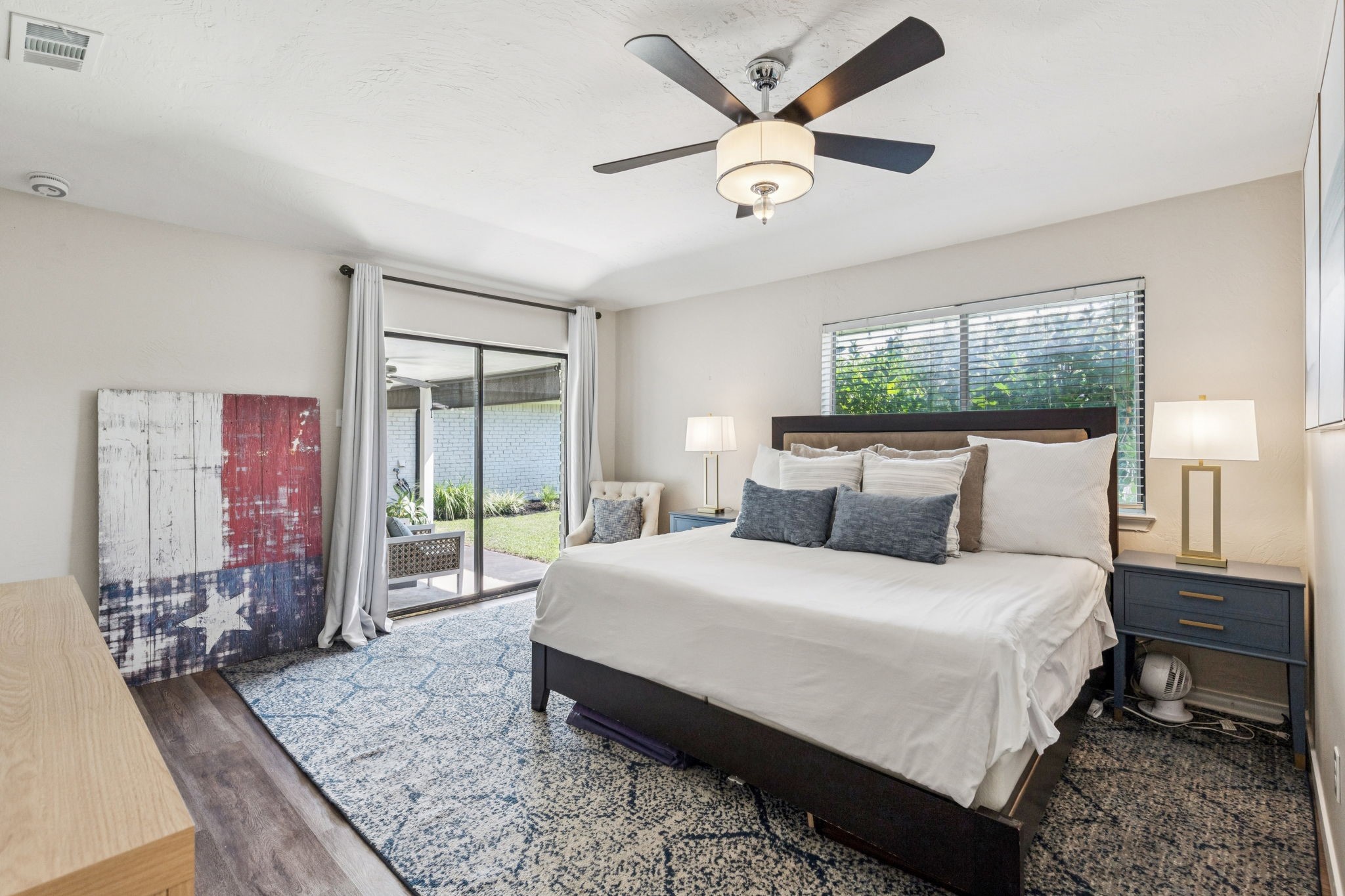 10010 Cromwell Drive