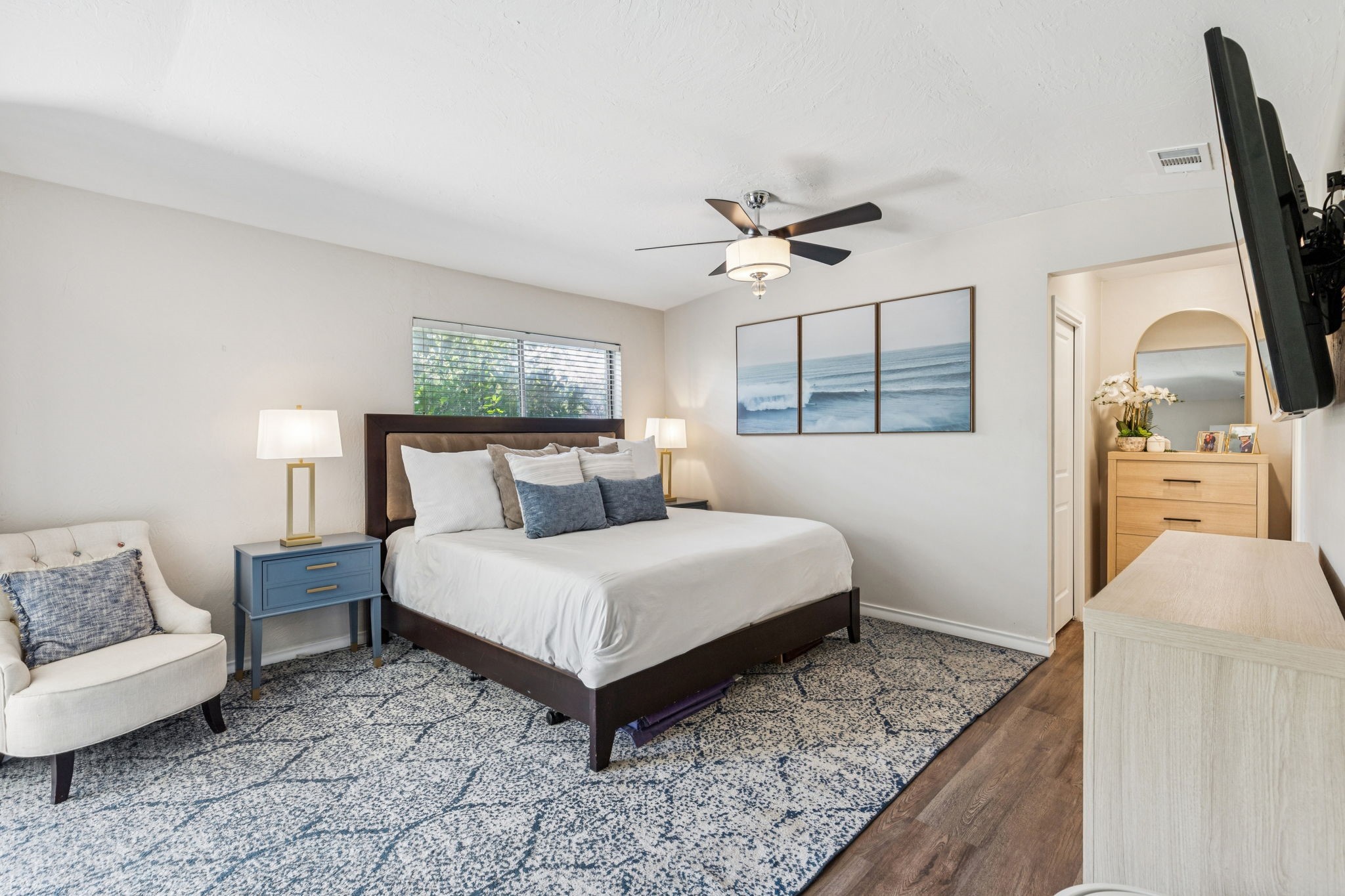 10010 Cromwell Drive