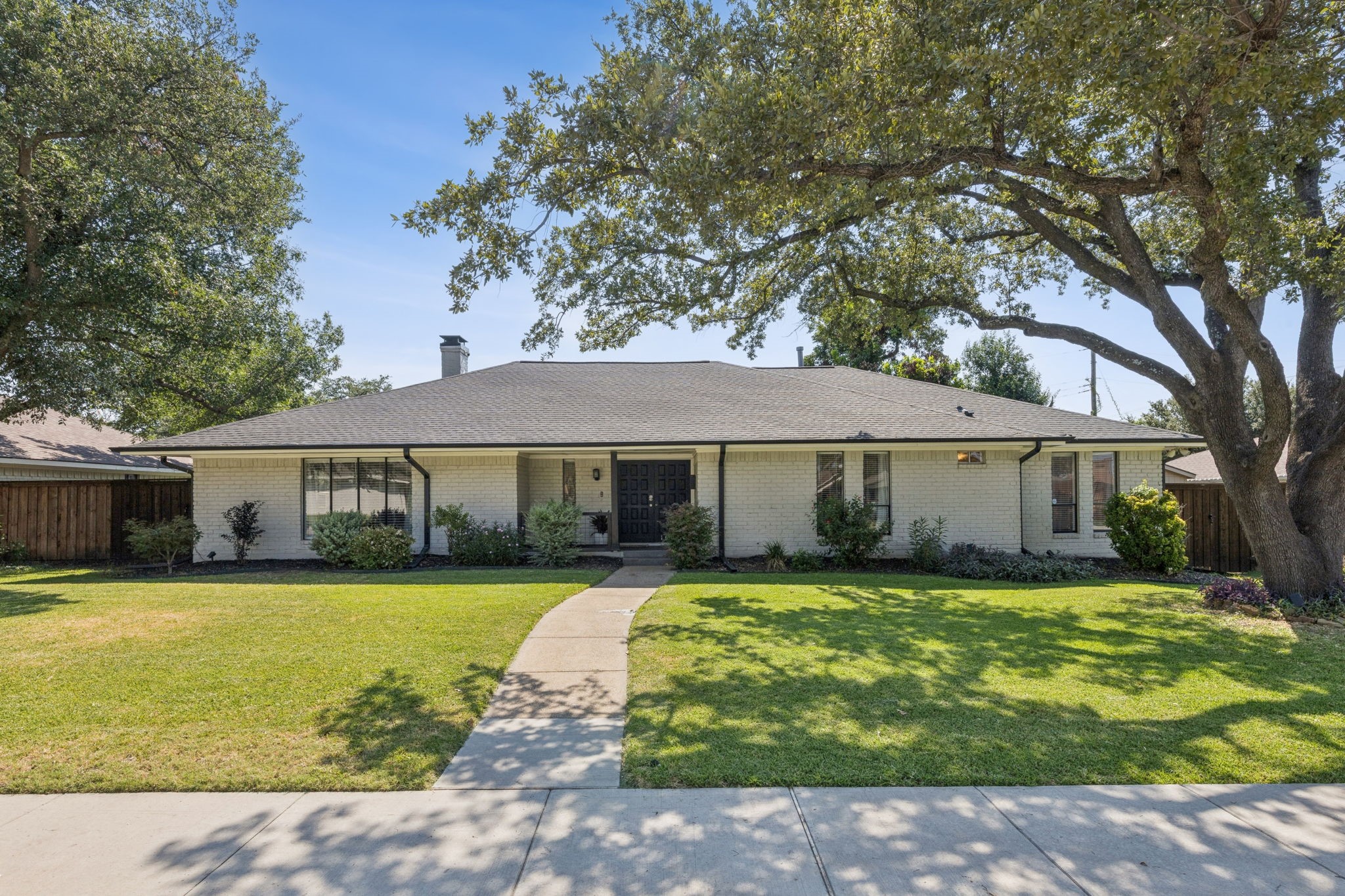 10010 Cromwell Drive