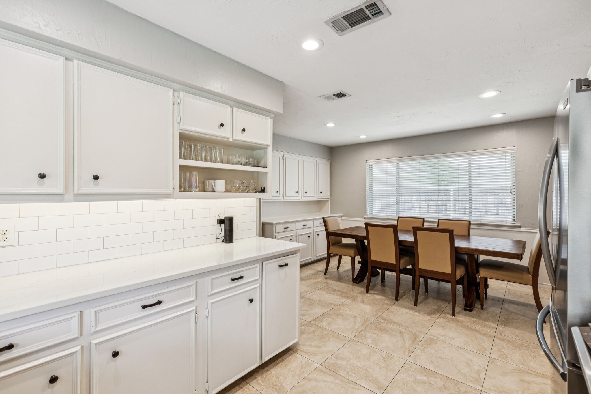 10010 Cromwell Drive