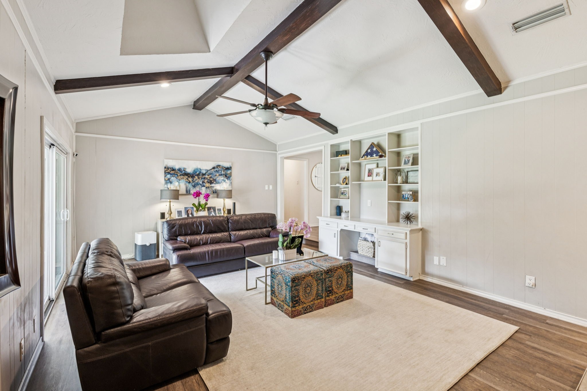 10010 Cromwell Drive