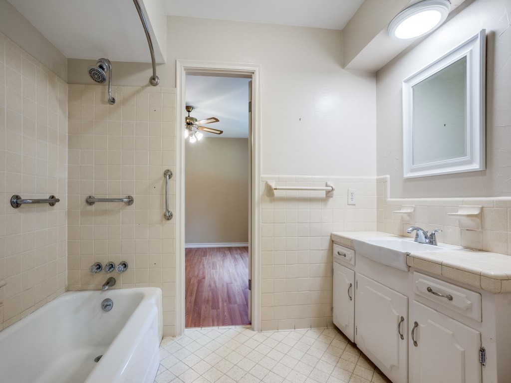 3731 Vancouver Drive