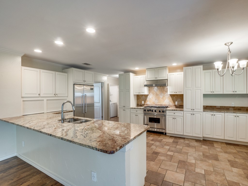 3731 Vancouver Drive