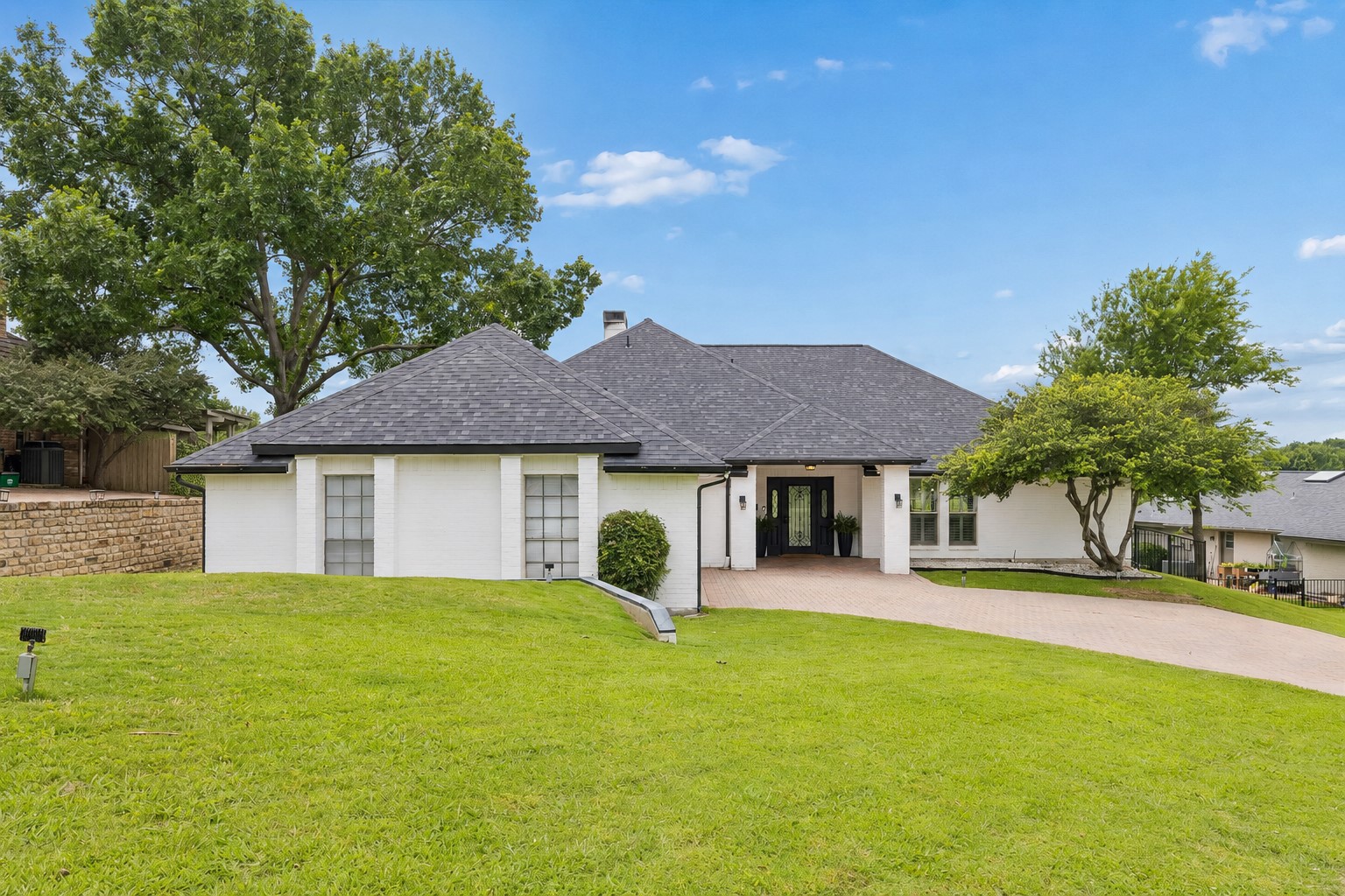 301 Hill Lane