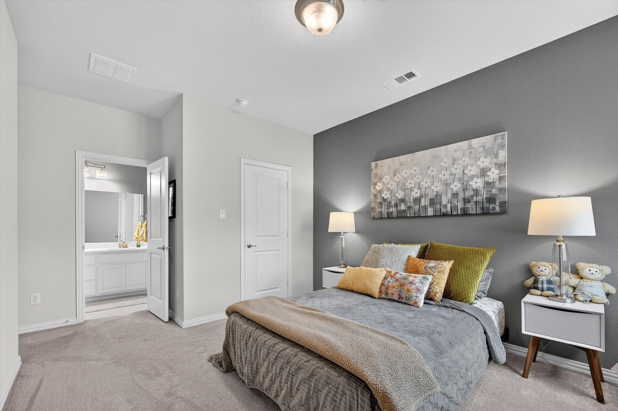 1423 William Way