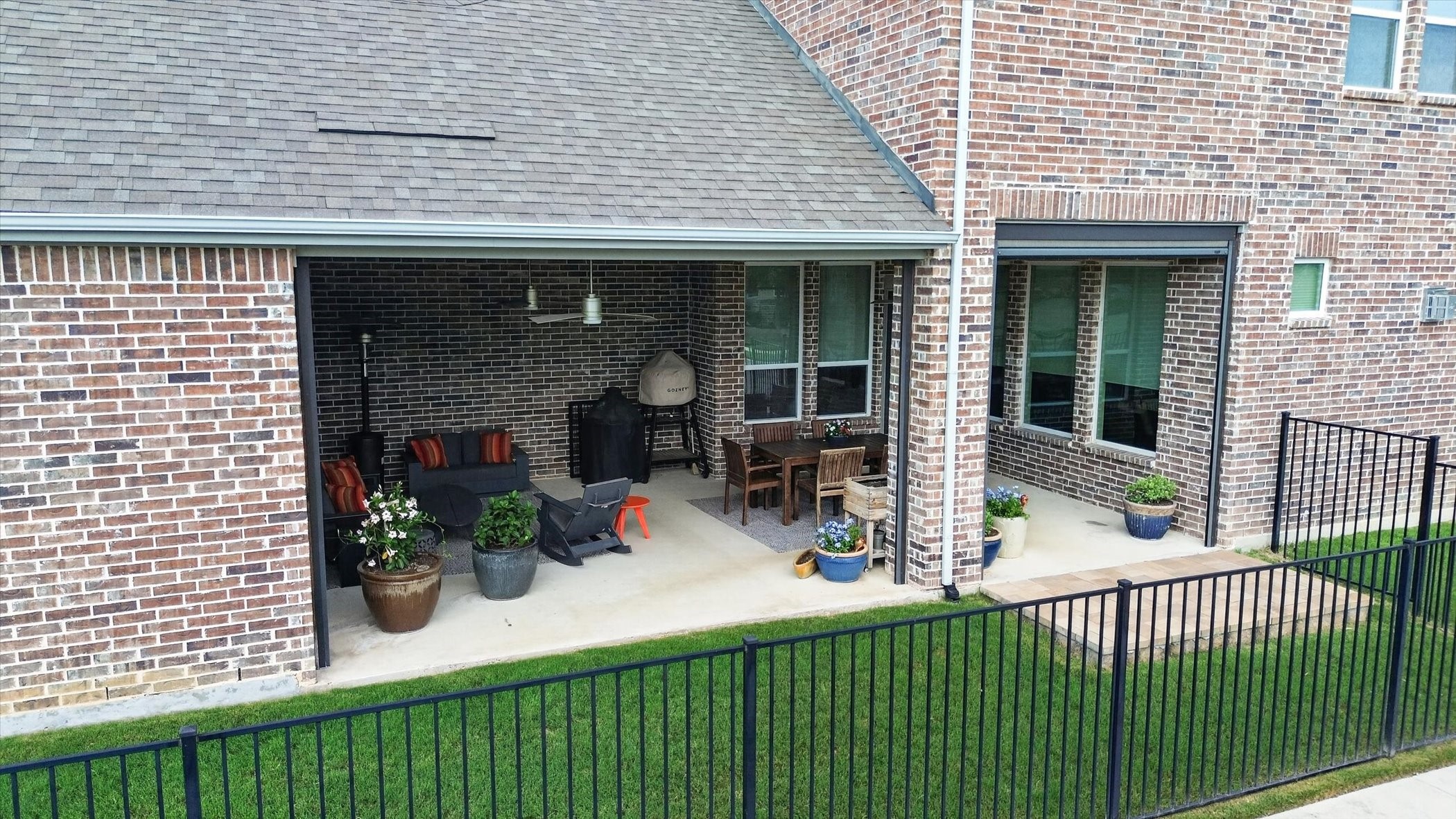 1423 William Way