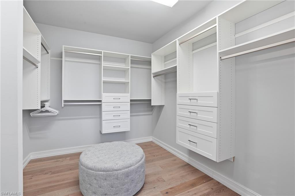 11001 Castlereagh ST