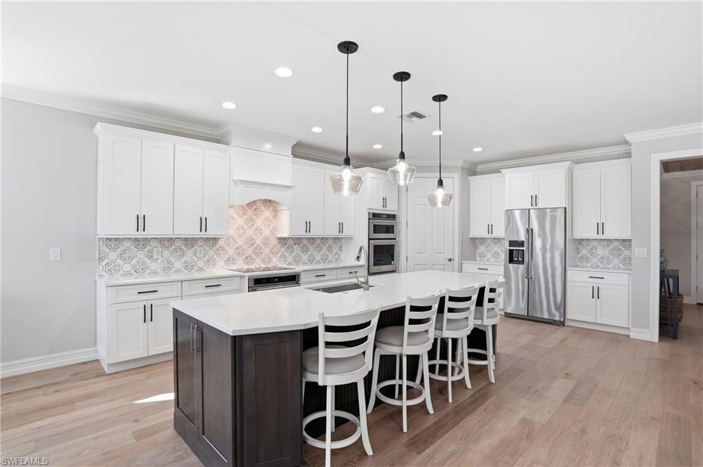 11001 Castlereagh ST