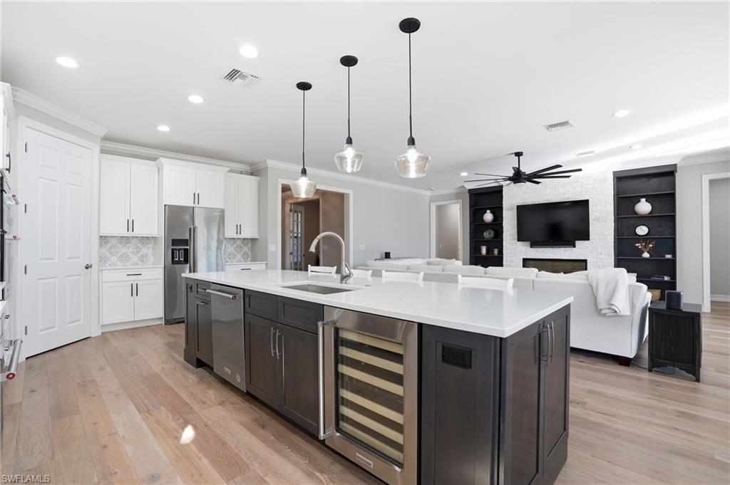 11001 Castlereagh ST