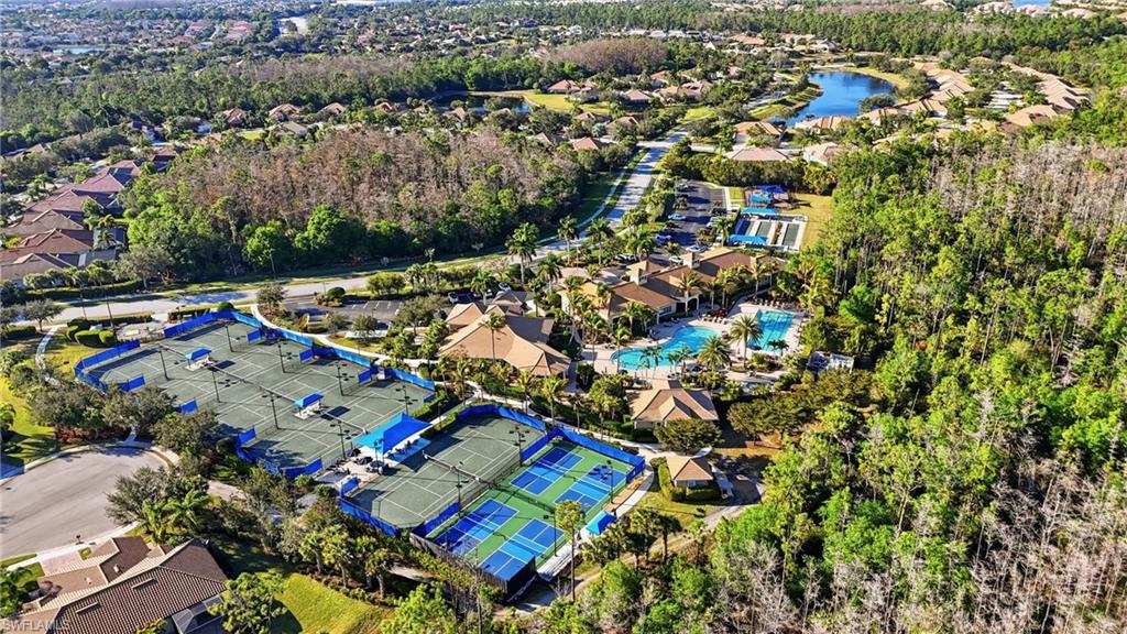 11001 Castlereagh ST