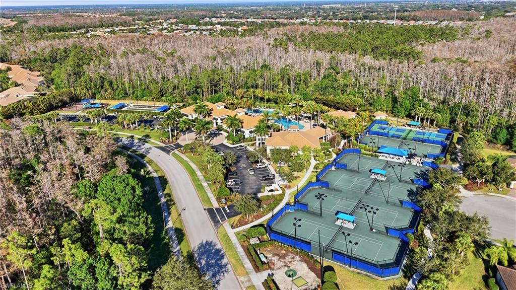 11001 Castlereagh ST