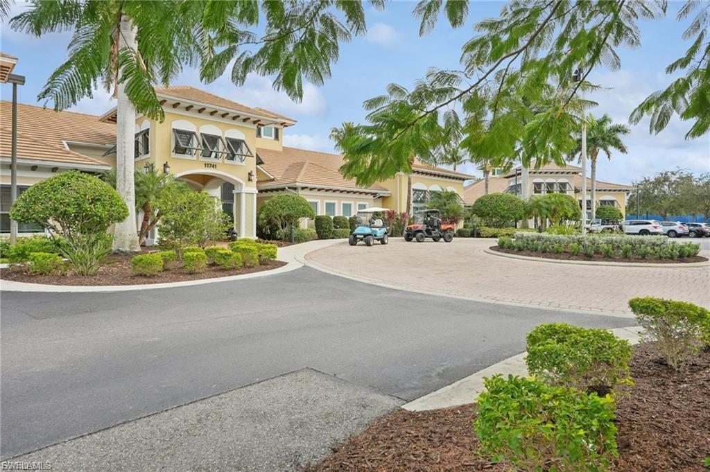 11001 Castlereagh ST